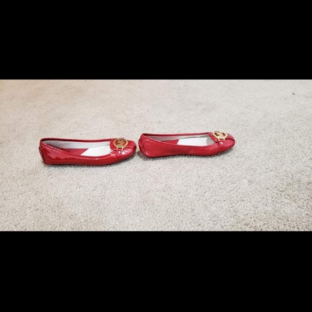 Michael Kors flats
